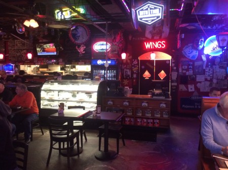 Carmine's Pie House - Chicago and NY Pizza with Attitude