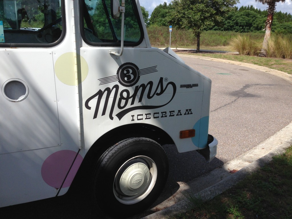 3Moms Ice Cream Truck