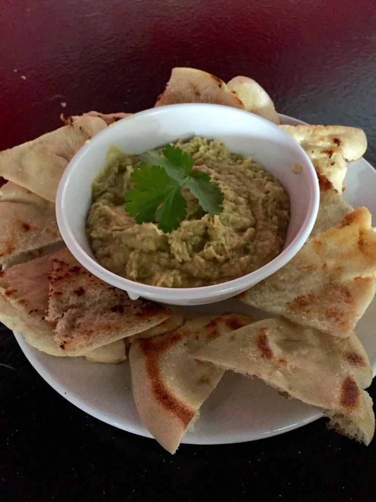 V Bistro - Avocado Hummus