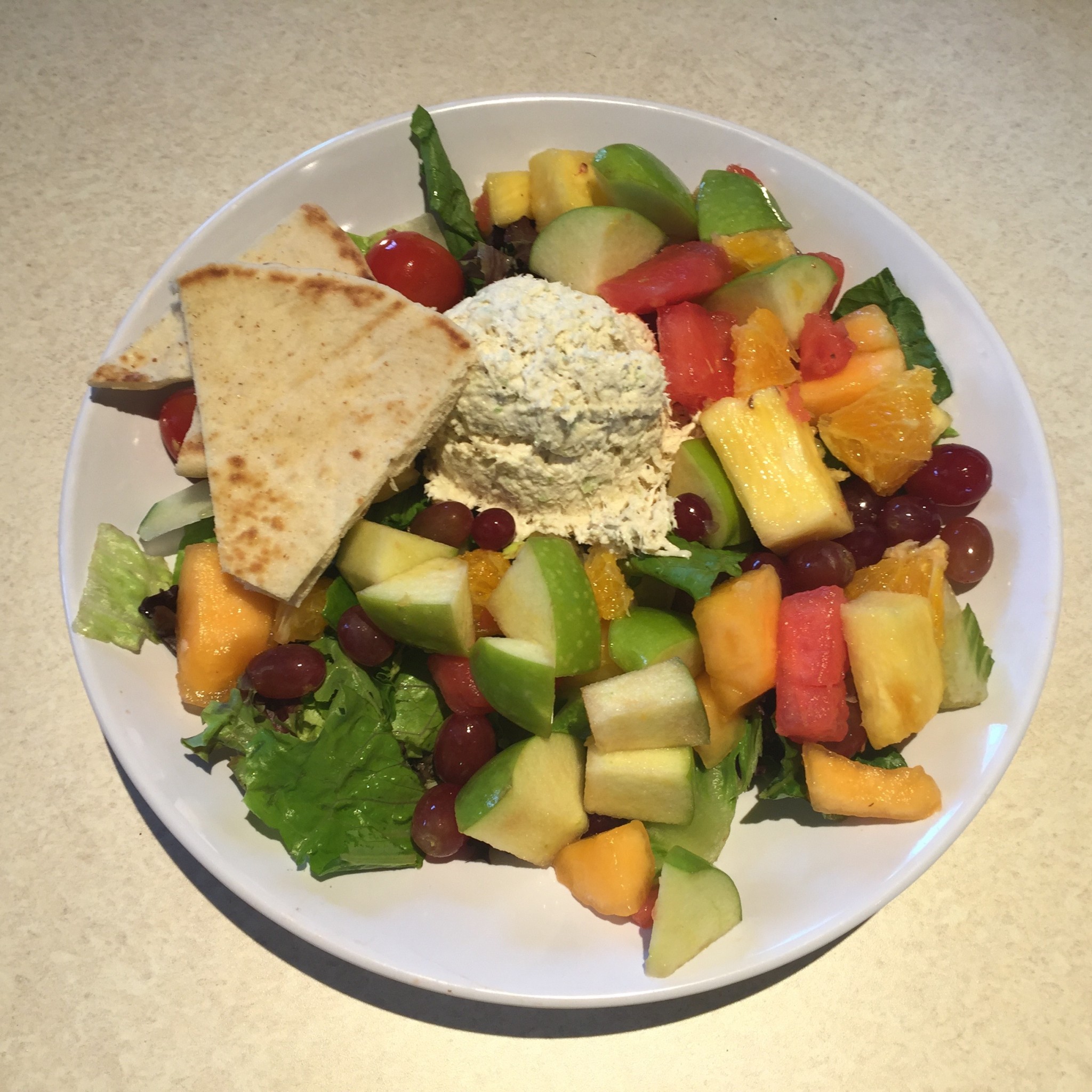 Zoës Kitchen - Chicken Salad and Fruit
