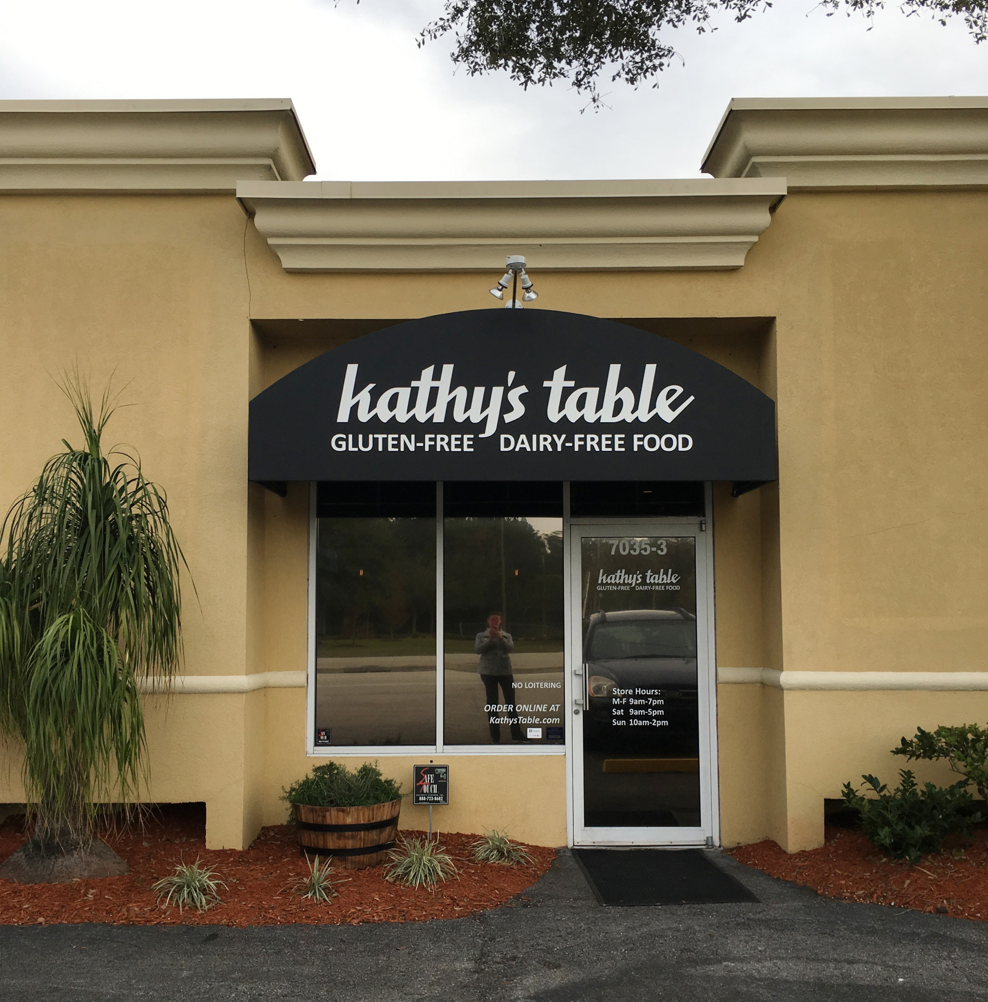 Kathy's Table - Storefront