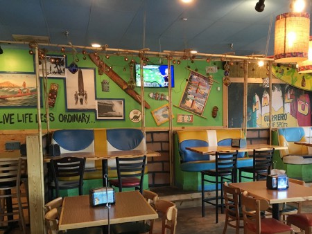 Jimmy Hula's - Boat Seat Booths