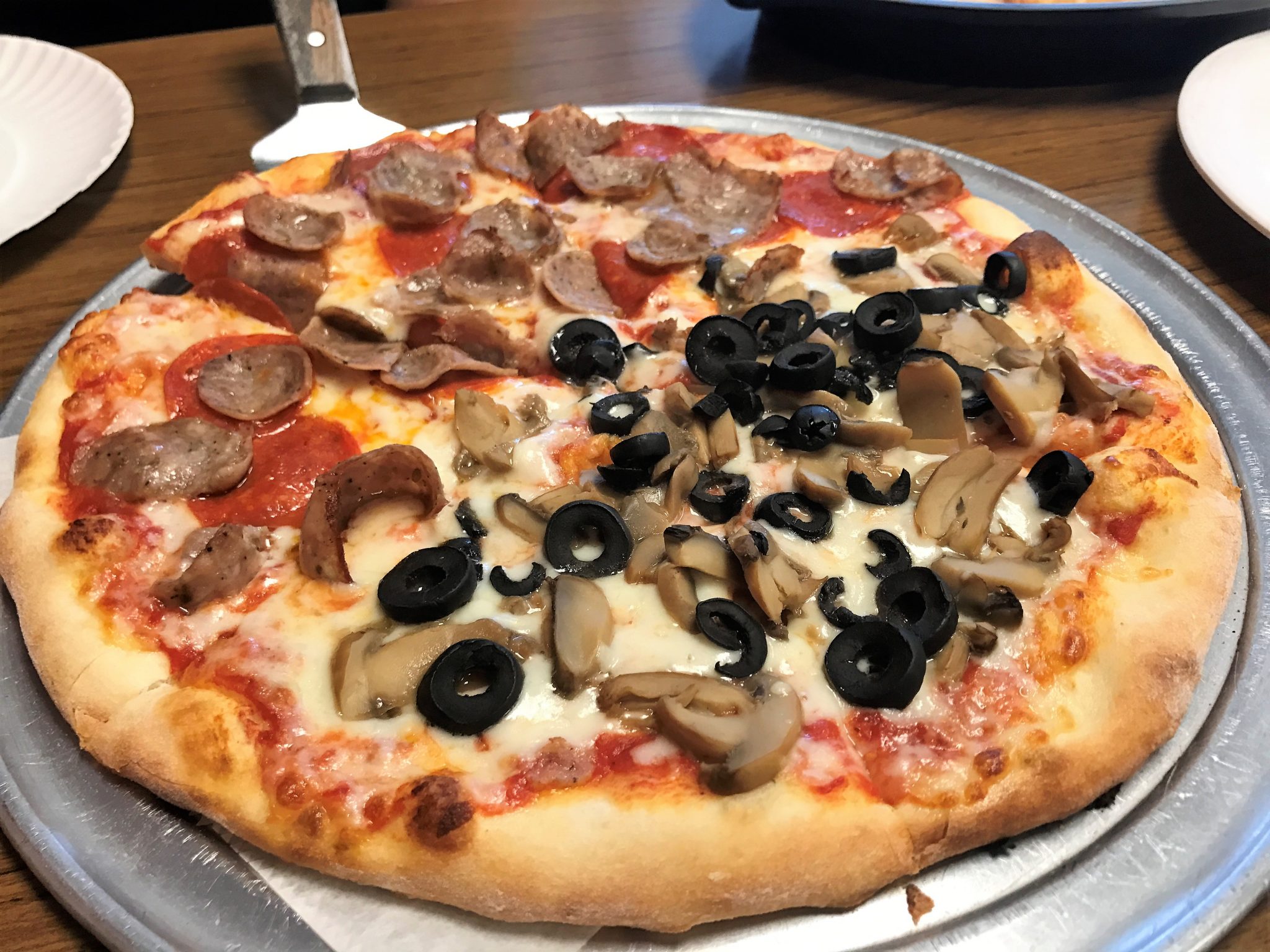 Go For The Pizza, Stay For The Bread - Vito's Pizza - Jacksonville 